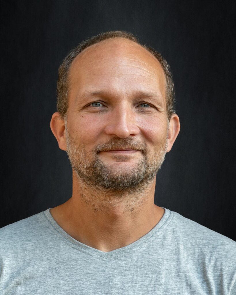 Omar Pisirici Omar Pisirici